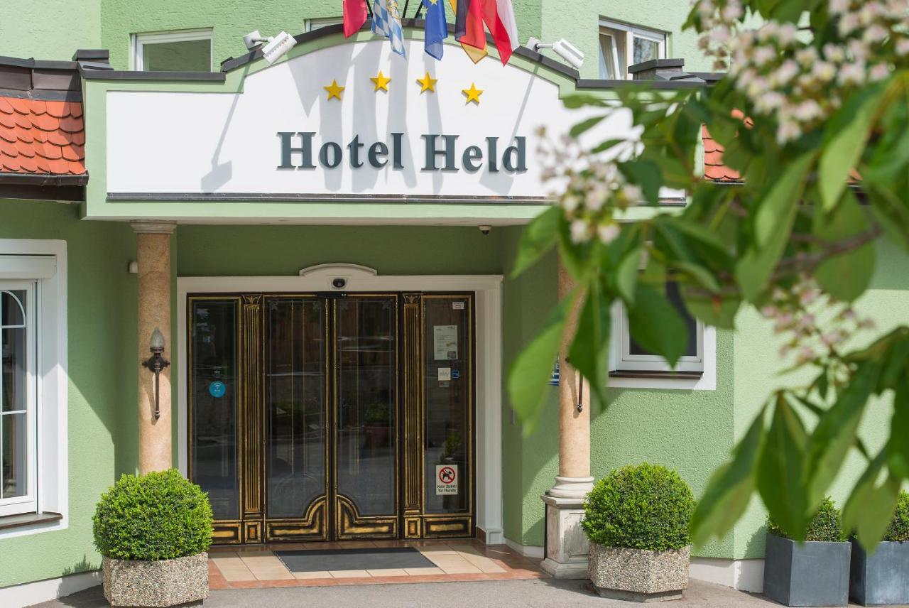 Hotel & Richard Held